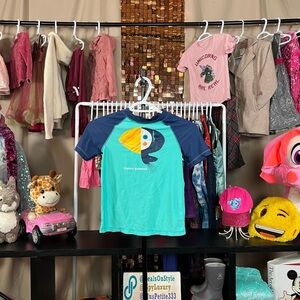 🎒TOMMY Bahamas Teal & Blue Swim Tee w Bird Graphic *cracking on graphic